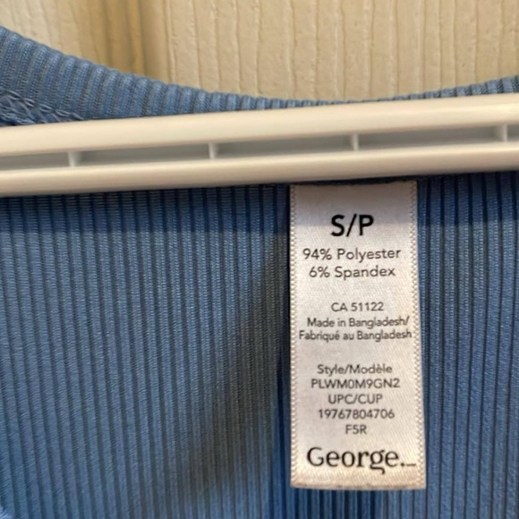 Blue Ribbed Tank Top Small - Picture 2 of 2